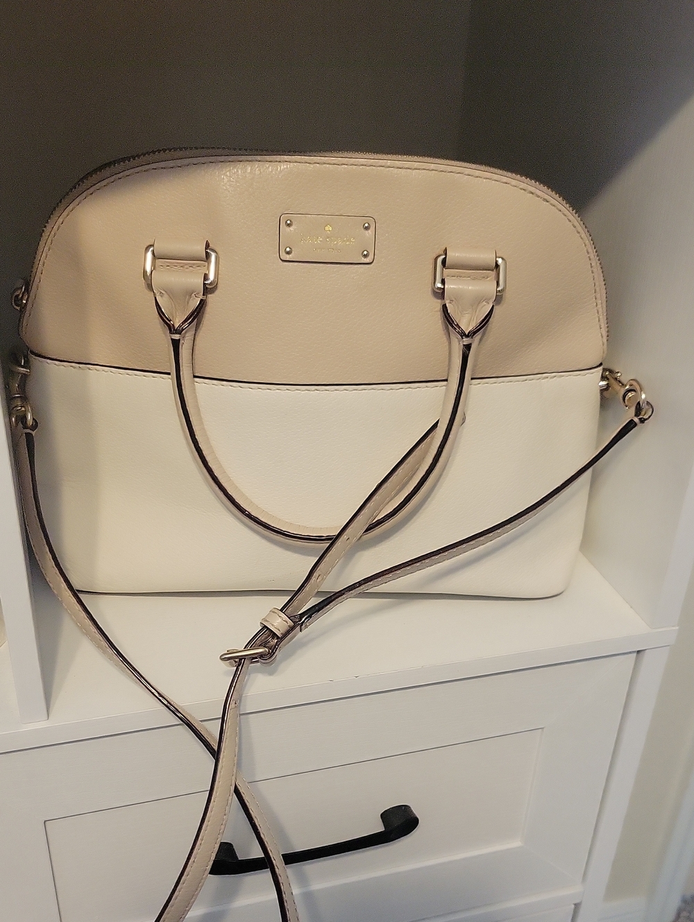 Kate Spade Grove Street Carli Purse / Bag in White & Gray Leather